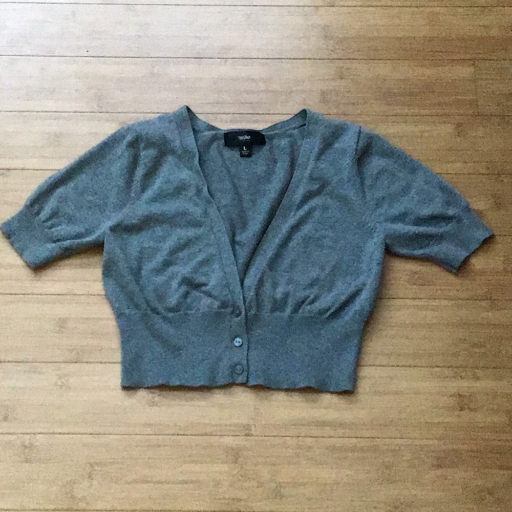 Mossimo Cropped V-neck Grey Sweater Size L
